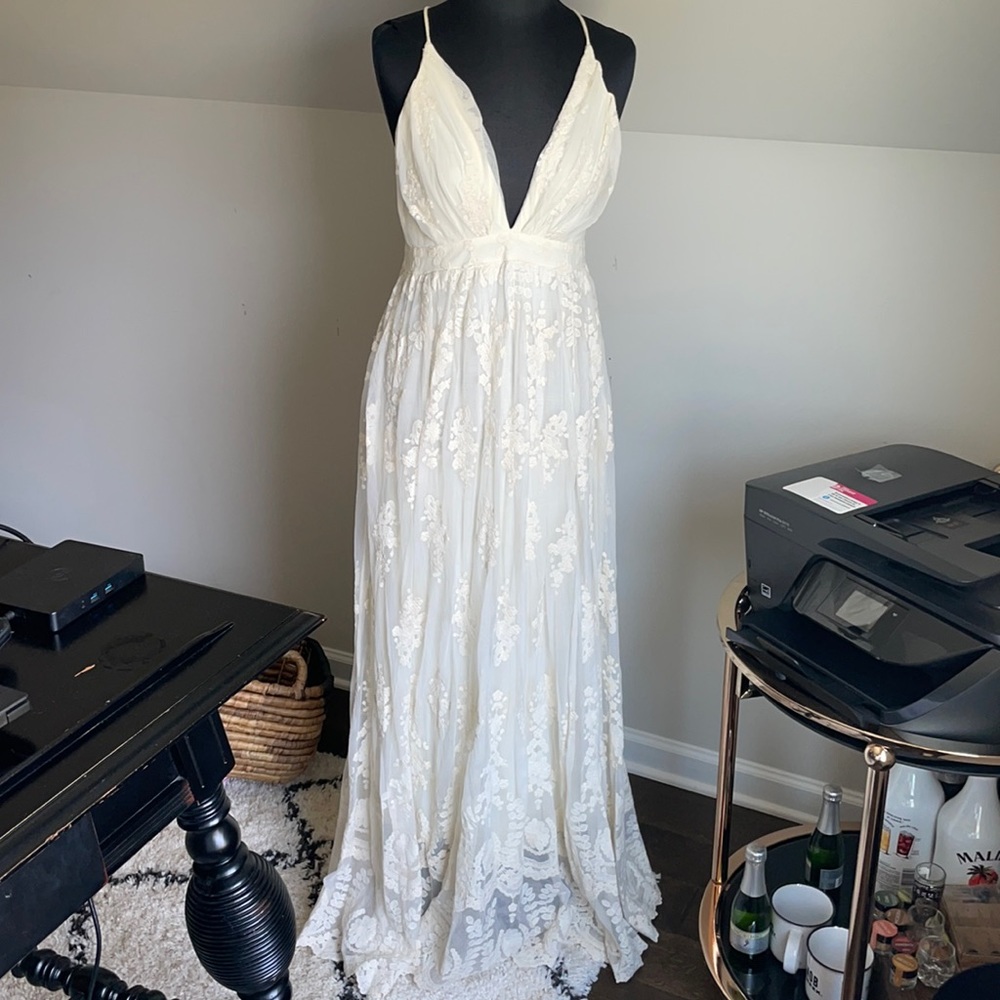 White lace dress